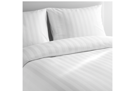 20250724 2323 Elegant Hotel Bedding remix 01k0z1epy4exct1x062d684czk